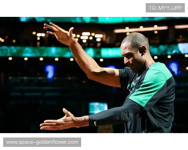 霍福德加盟勇士 强大3D特性助力球队多面防守与进攻体系 霍福德加盟勇士 强大3D特性助力球队多面防守与进攻体系