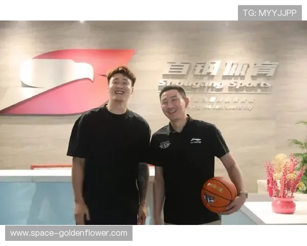 赵睿正式加盟北京首钢，签下三年C类合同