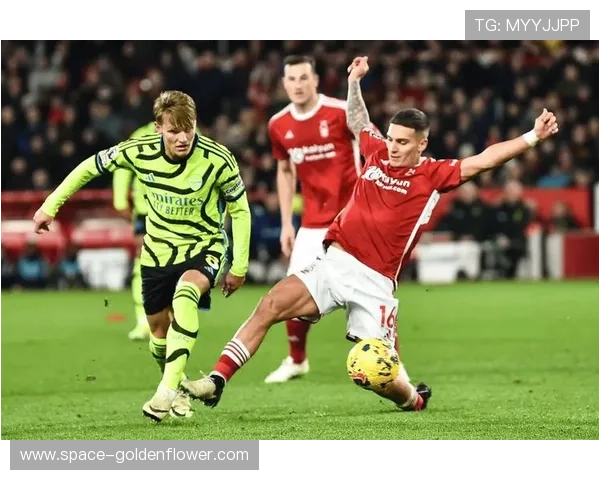 阿斯顿维拉1-0诺丁汉森林:主场十连胜,维拉稳居前三 阿斯顿维拉1-0诺丁汉森林:主场十连胜,维拉稳居前三