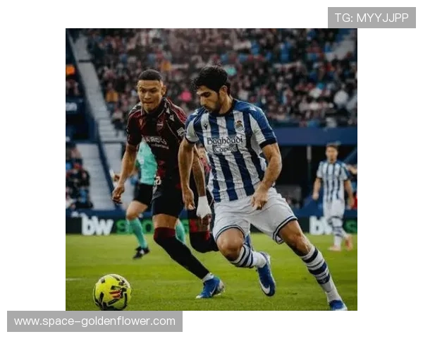 莱万特主场3-2埃尔切，阿德里安-德拉富恩特破门反超