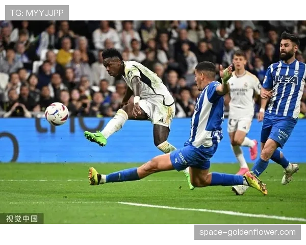 维尼修斯单刀锁定胜局，皇马主场欢庆晋级